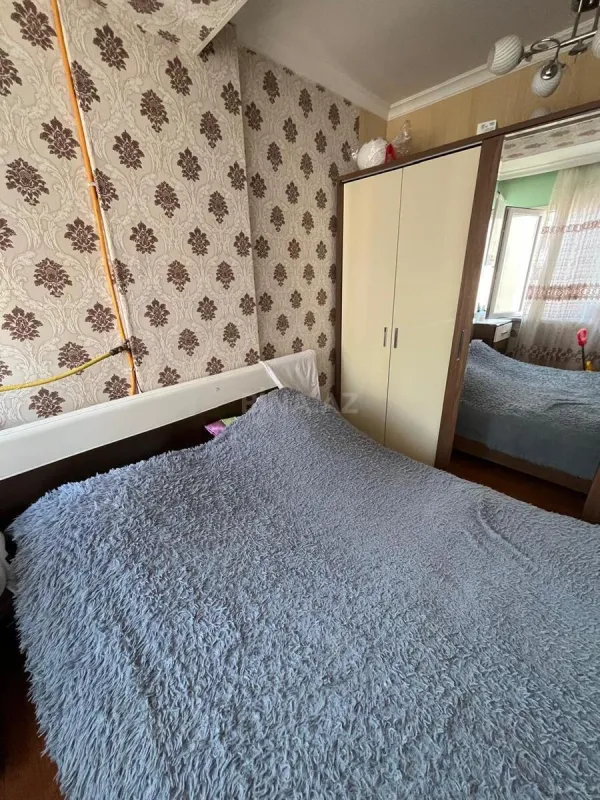 Satılır 2 otaqlı mənzil 46 m²