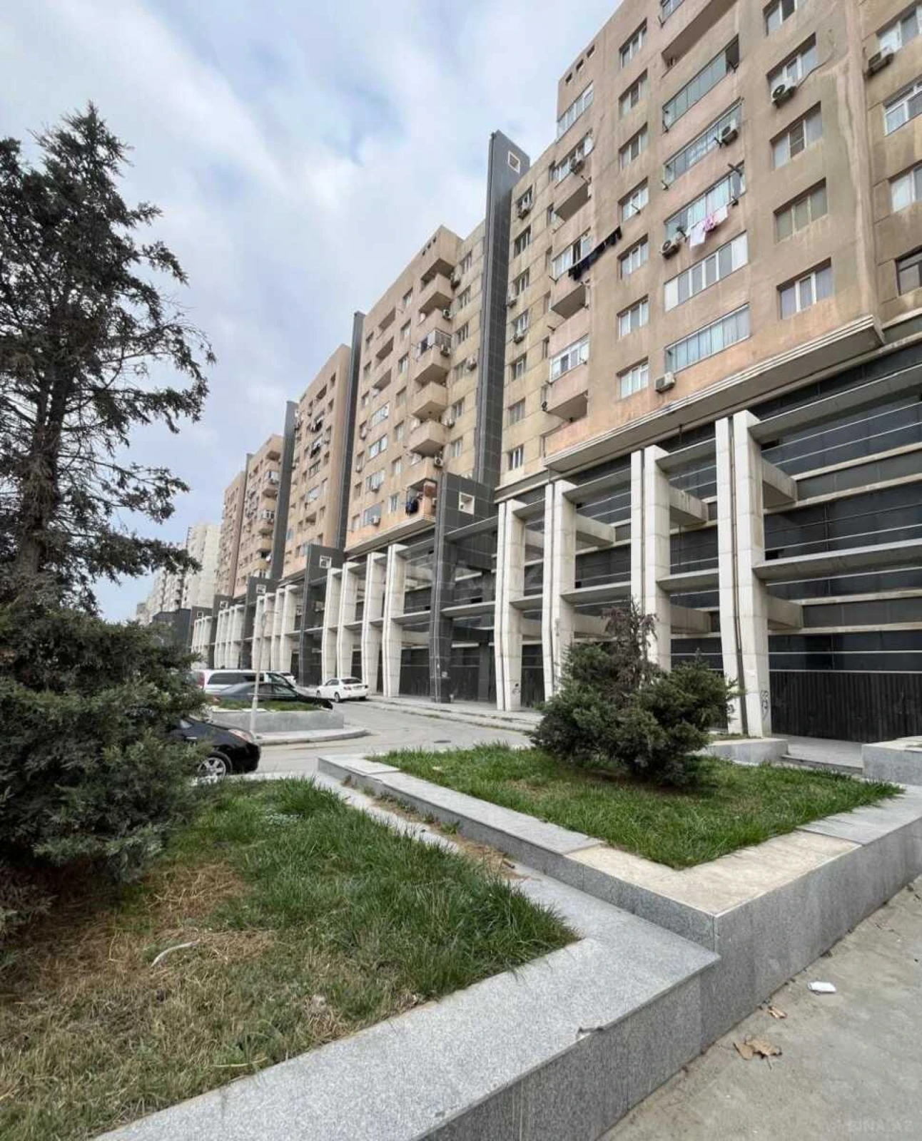 Satılır 2 otaqlı mənzil 46 m²