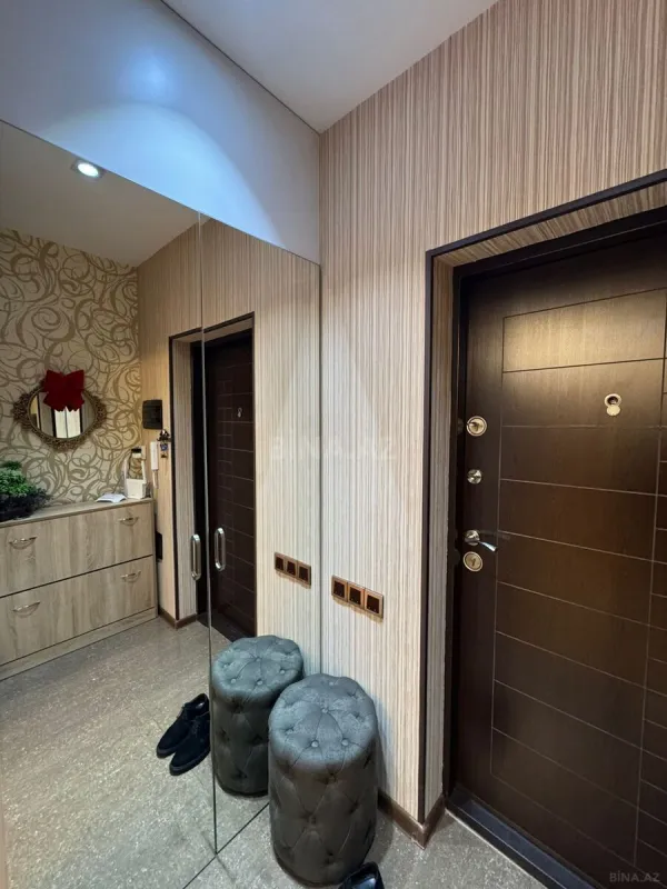 Satılır 3 otaqlı mənzil 104 m²