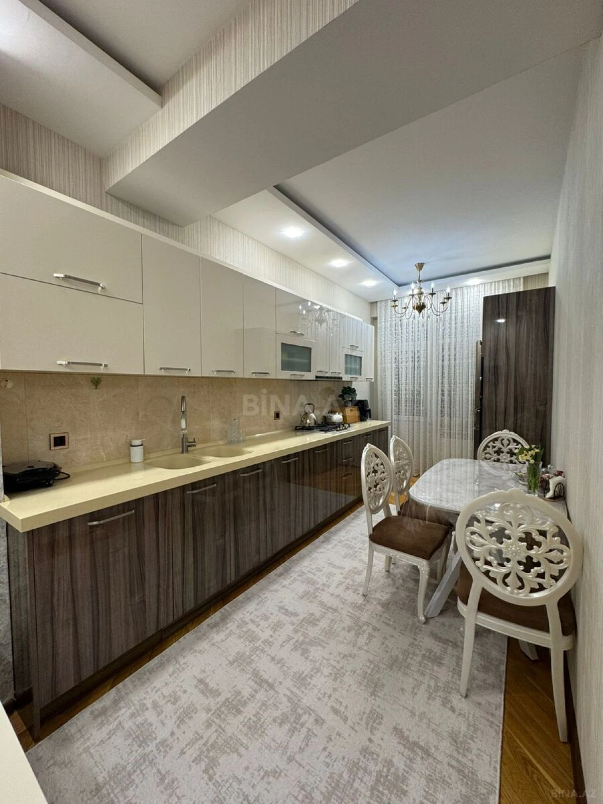 Satılır 3 otaqlı mənzil 104 m²
