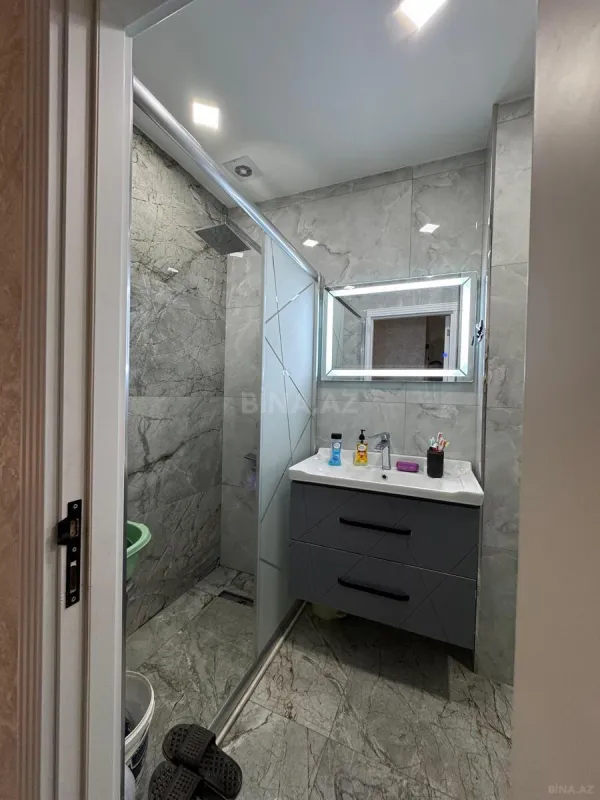 Satılır 4 otaqlı mənzil 90 m²