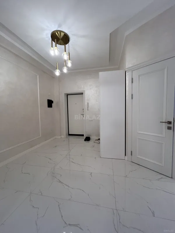Kirayə verilir 3 otaqlı mənzil 140 m²