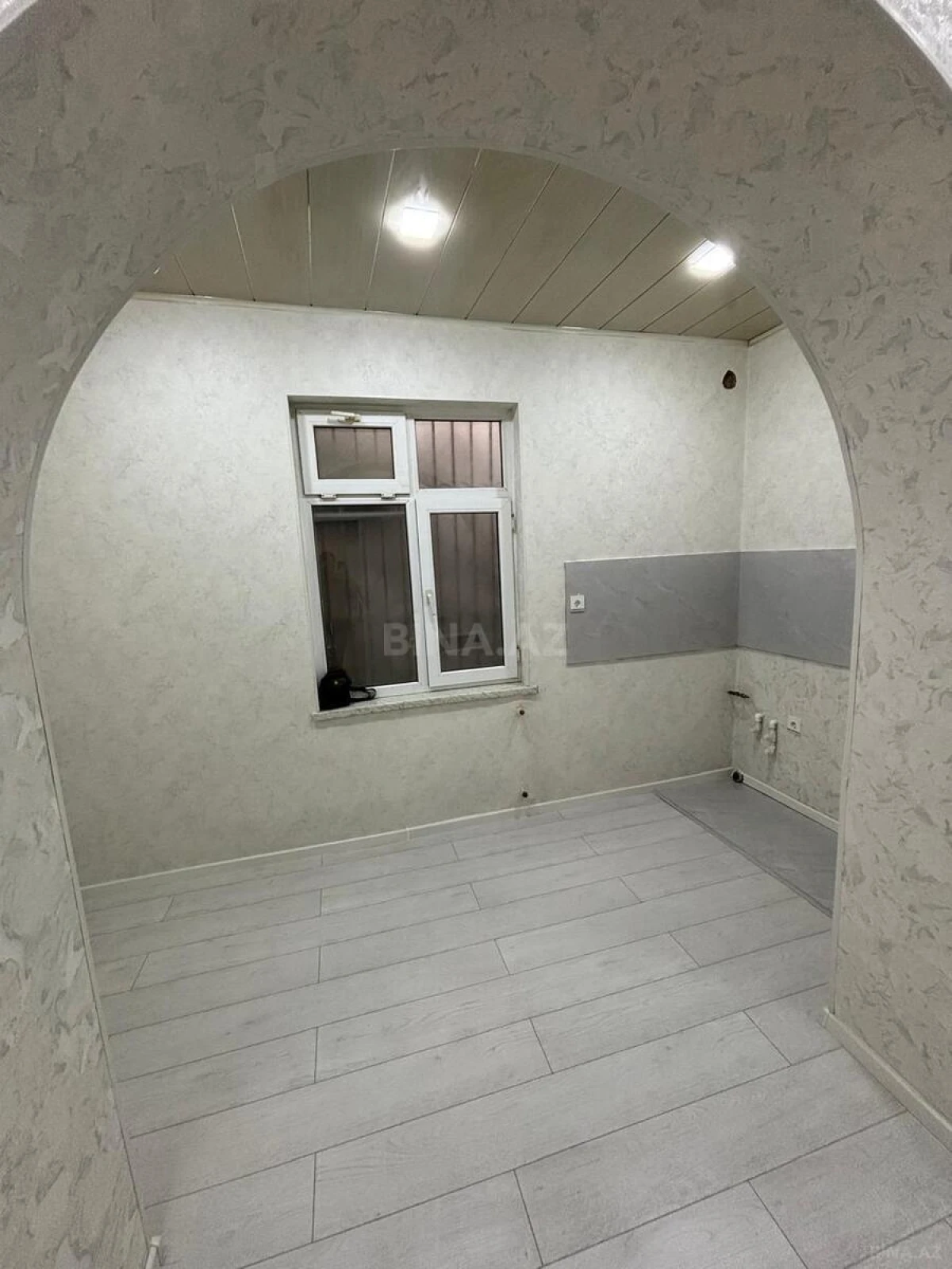 Satılır 4 otaqlı həyət evi 85 m²