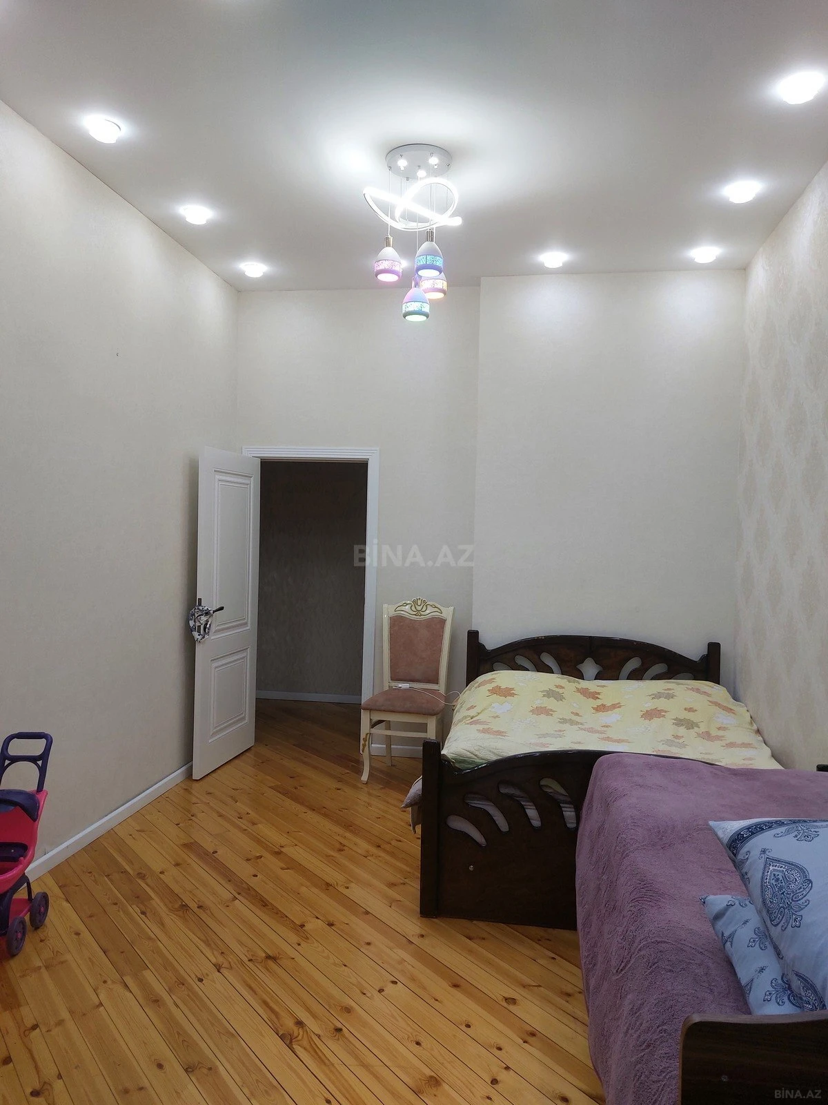 Satılır 2 otaqlı mənzil 85 m²