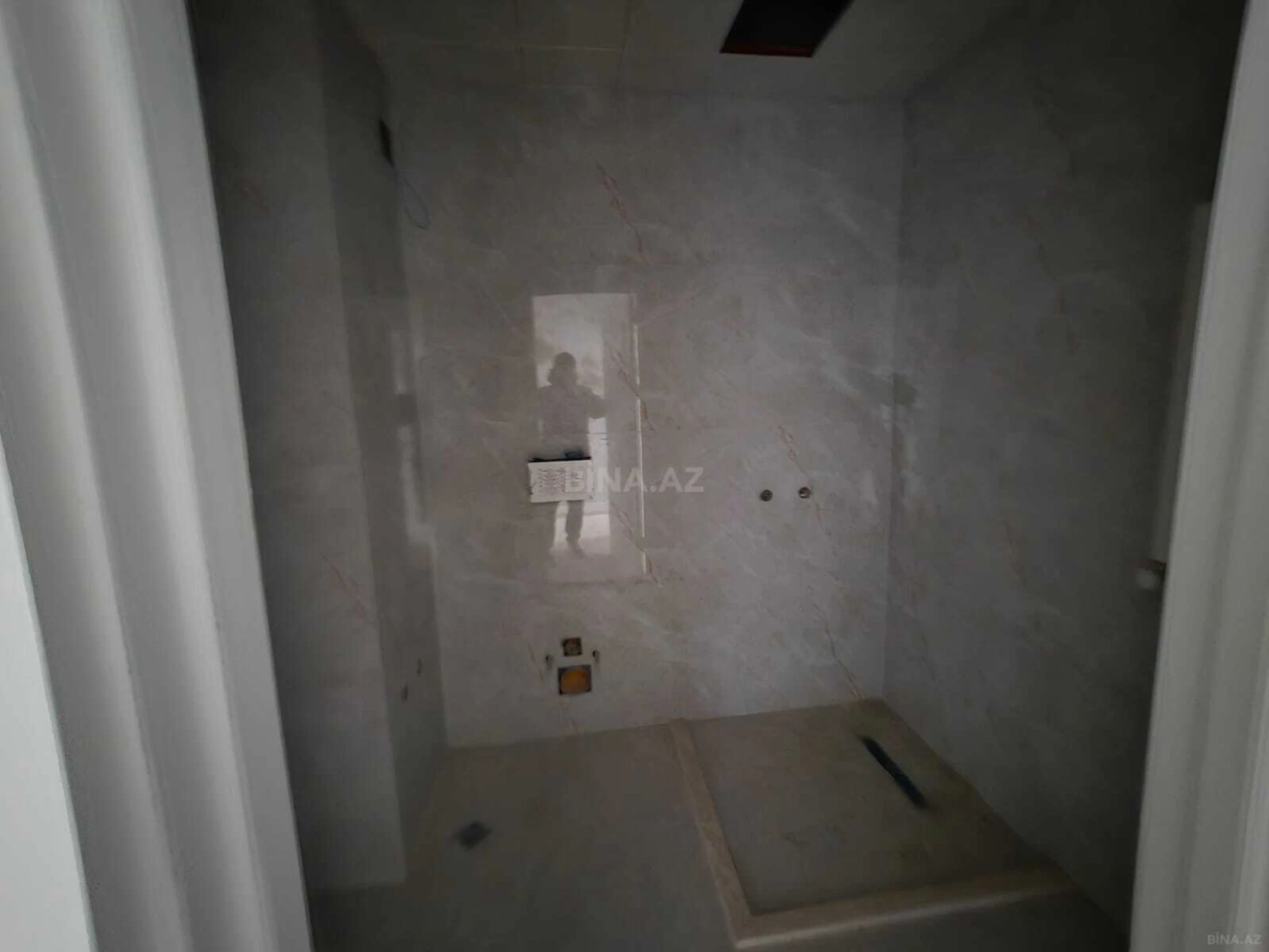 Satılır 1 otaqlı mənzil 39 m²