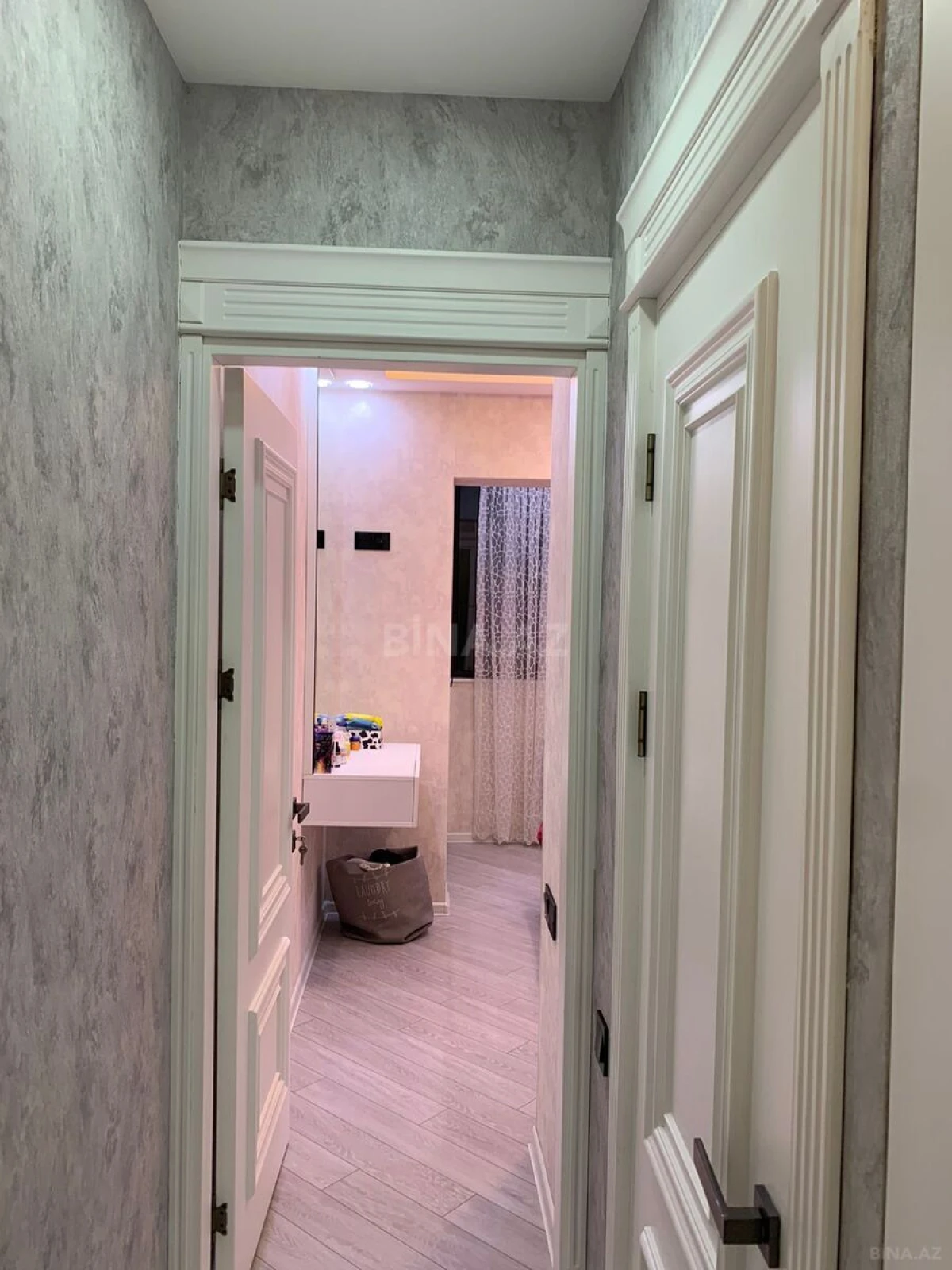 Satılır 2 otaqlı mənzil 55 m²