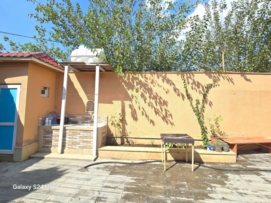 Satılır 3 otaqlı həyət evi 104 m²