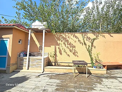 Satılır 3 otaqlı həyət evi 104 m²