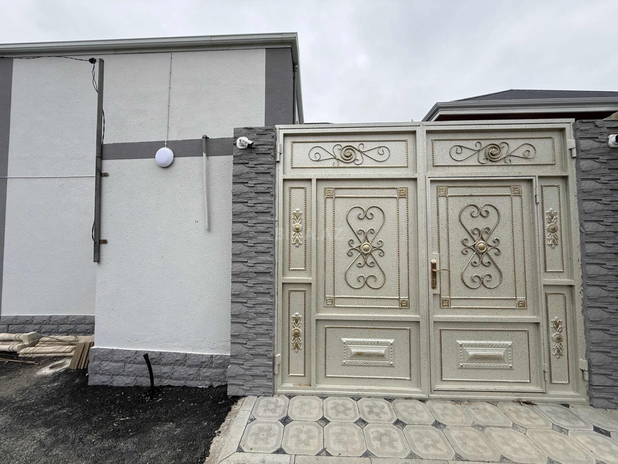 Satılır 2 otaqlı həyət evi 55 m²