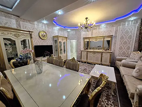 Satılır 3 otaqlı mənzil 120 m²