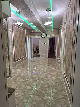 Satılır 3 otaqlı mənzil 120 m² — Bakı, İnşaatçılar 3 otaq 120.00 m²