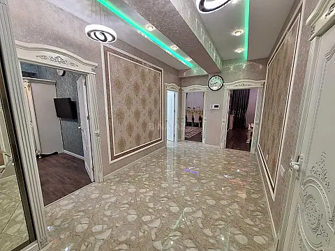 Satılır 3 otaqlı mənzil 120 m²