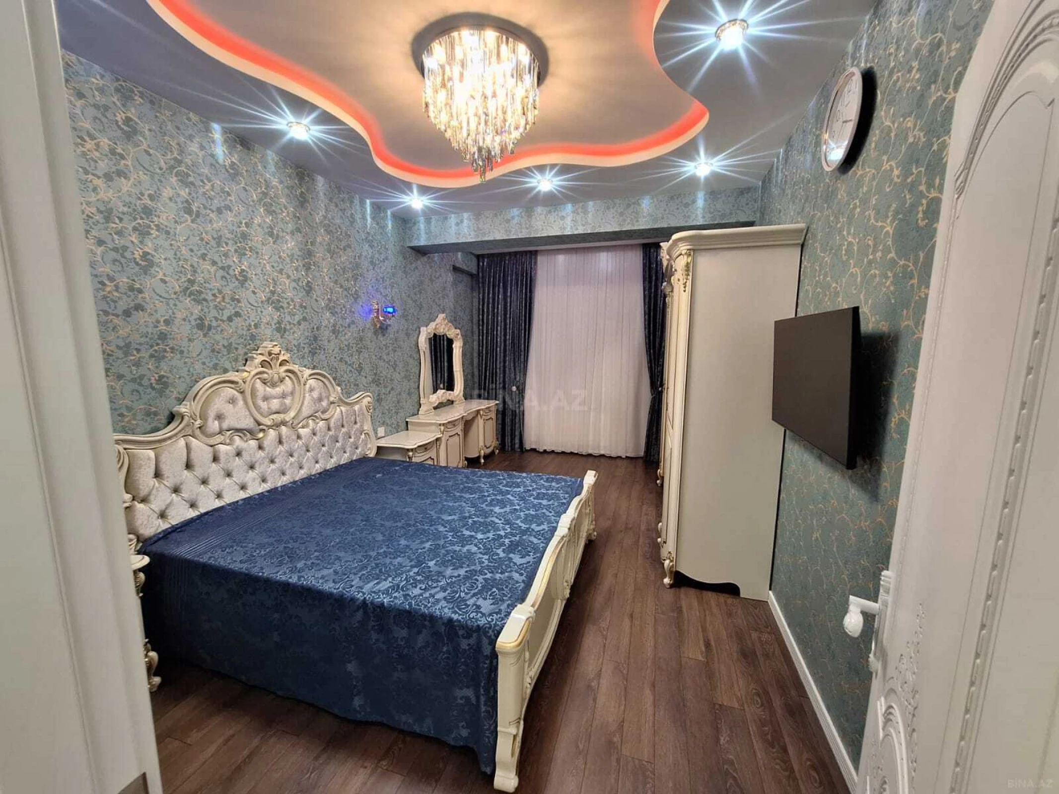 Satılır 3 otaqlı mənzil 120 m²