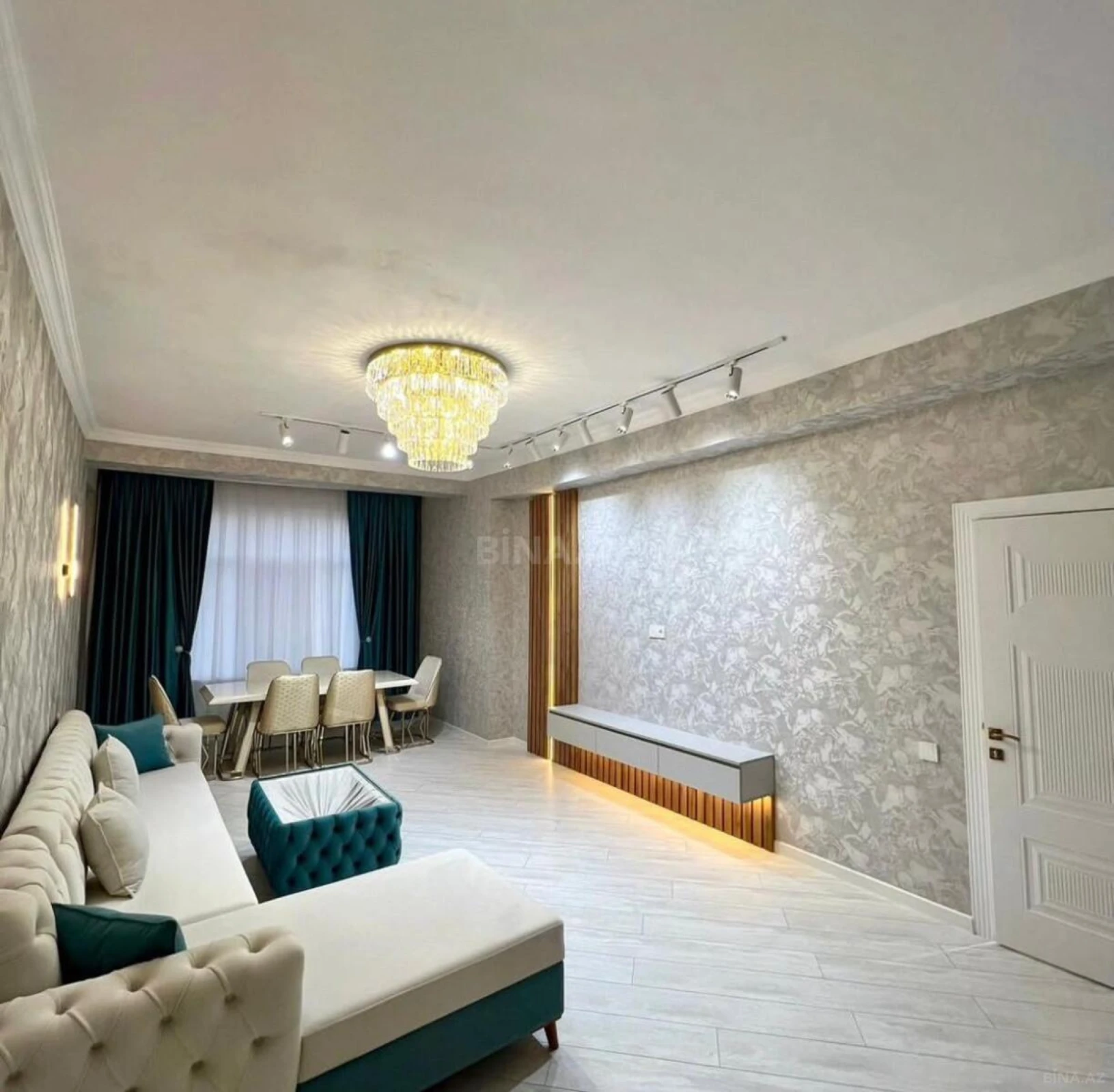 Satılır 2 otaqlı mənzil 98 m²