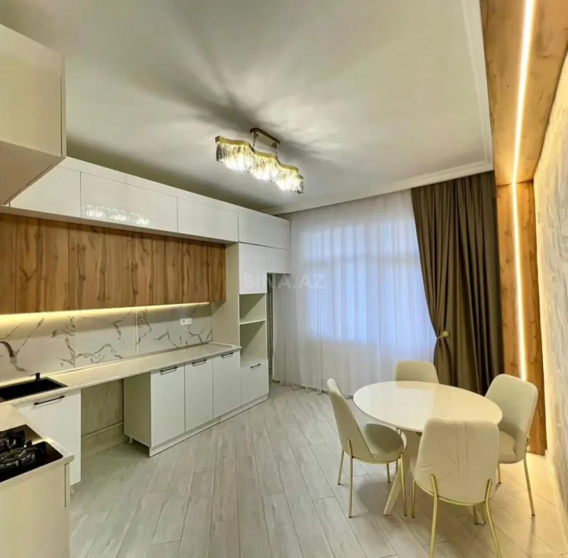 Satılır 2 otaqlı mənzil 98 m²