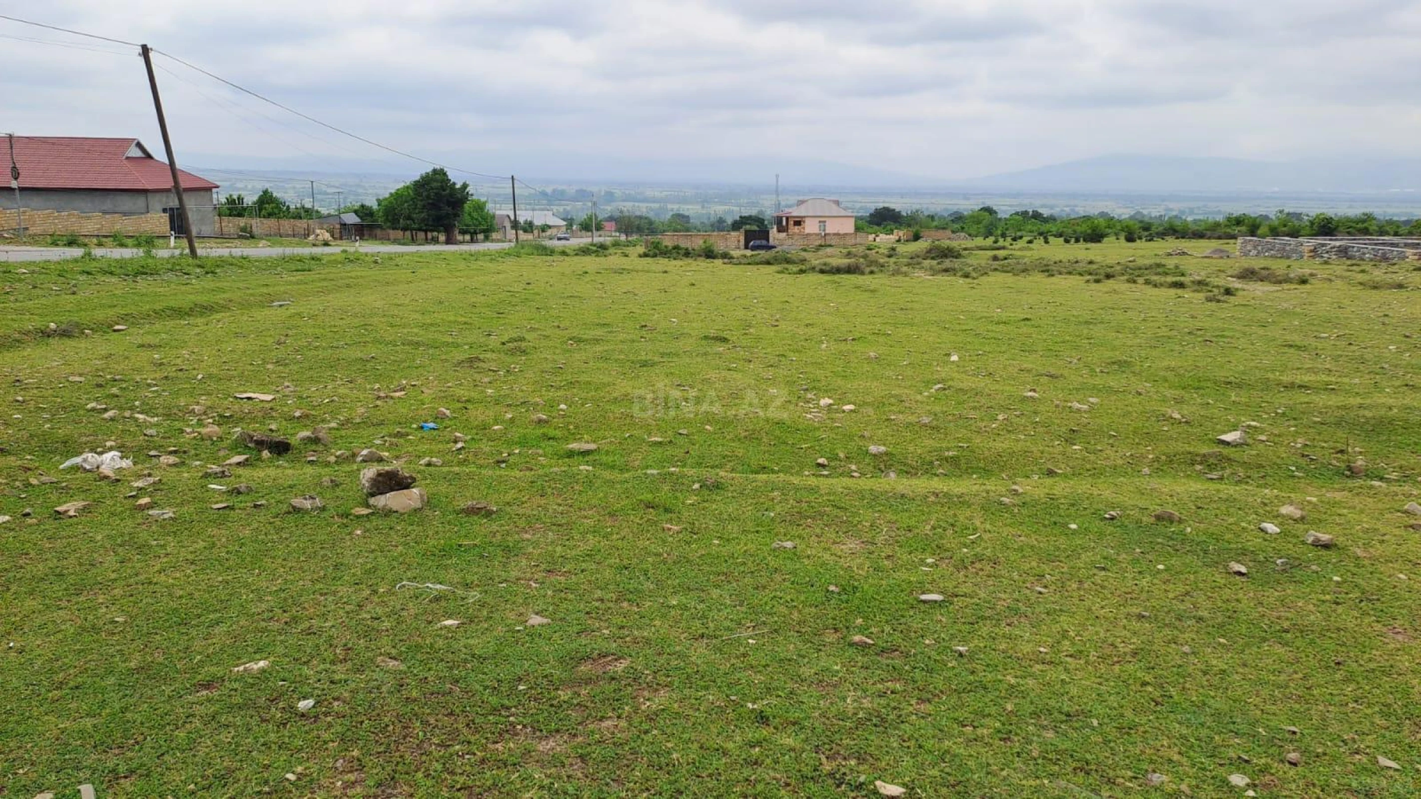 Satılır torpaq sahəsi 12 m²