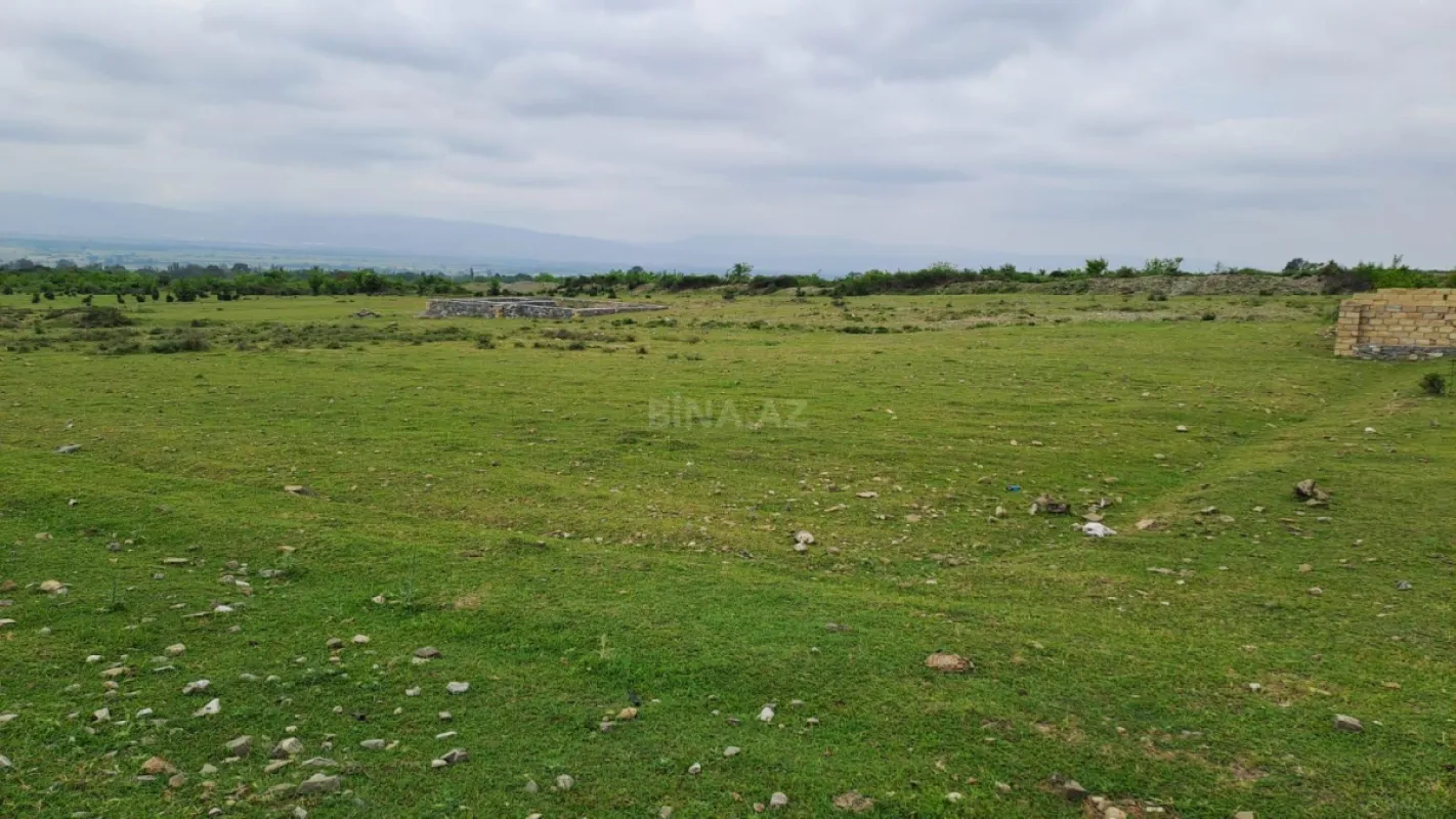 Satılır torpaq sahəsi 12 m²