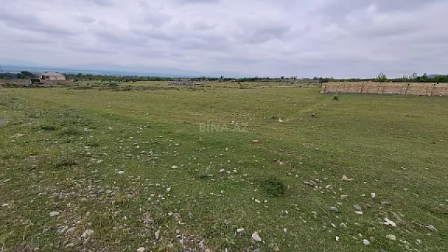 Satılır torpaq sahəsi 12 m²