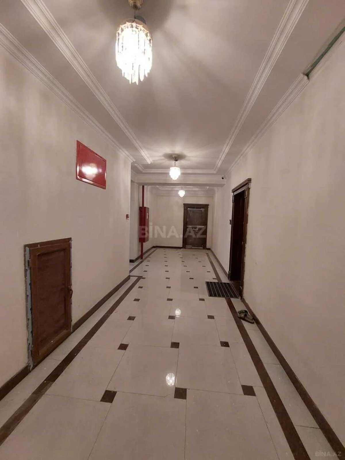 Satılır 3 otaqlı mənzil 95 m²