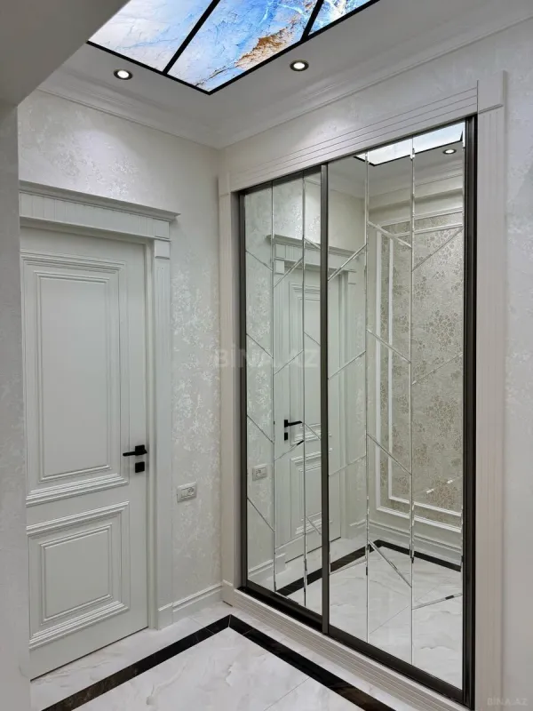 Satılır 3 otaqlı mənzil 95 m²