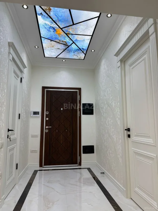 Satılır 3 otaqlı mənzil 95 m²