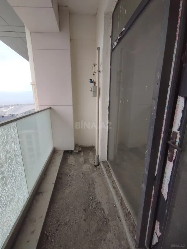 Satılır 3 otaqlı mənzil 155 m²