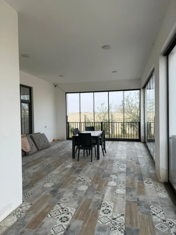 Satılır 4 otaqlı həyət evi 250 m²