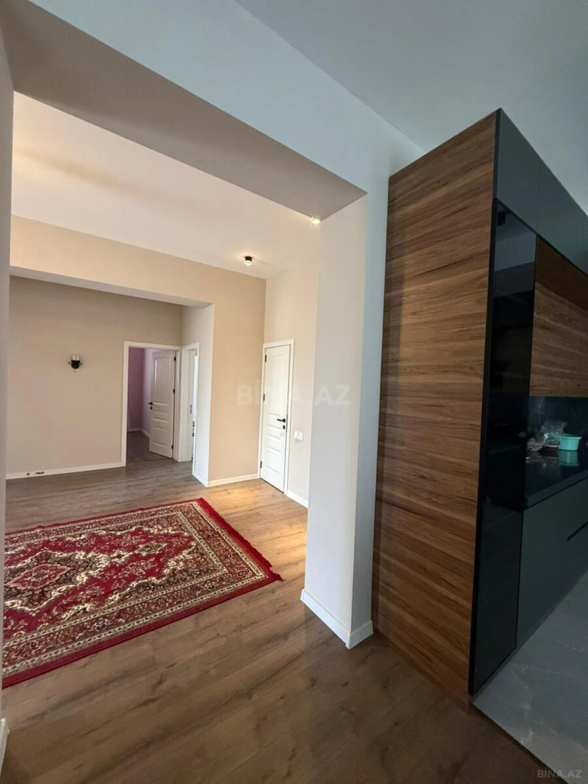 Satılır 4 otaqlı həyət evi 250 m²