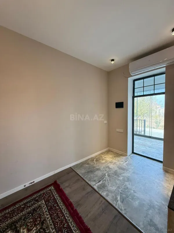 Satılır 4 otaqlı həyət evi 250 m²