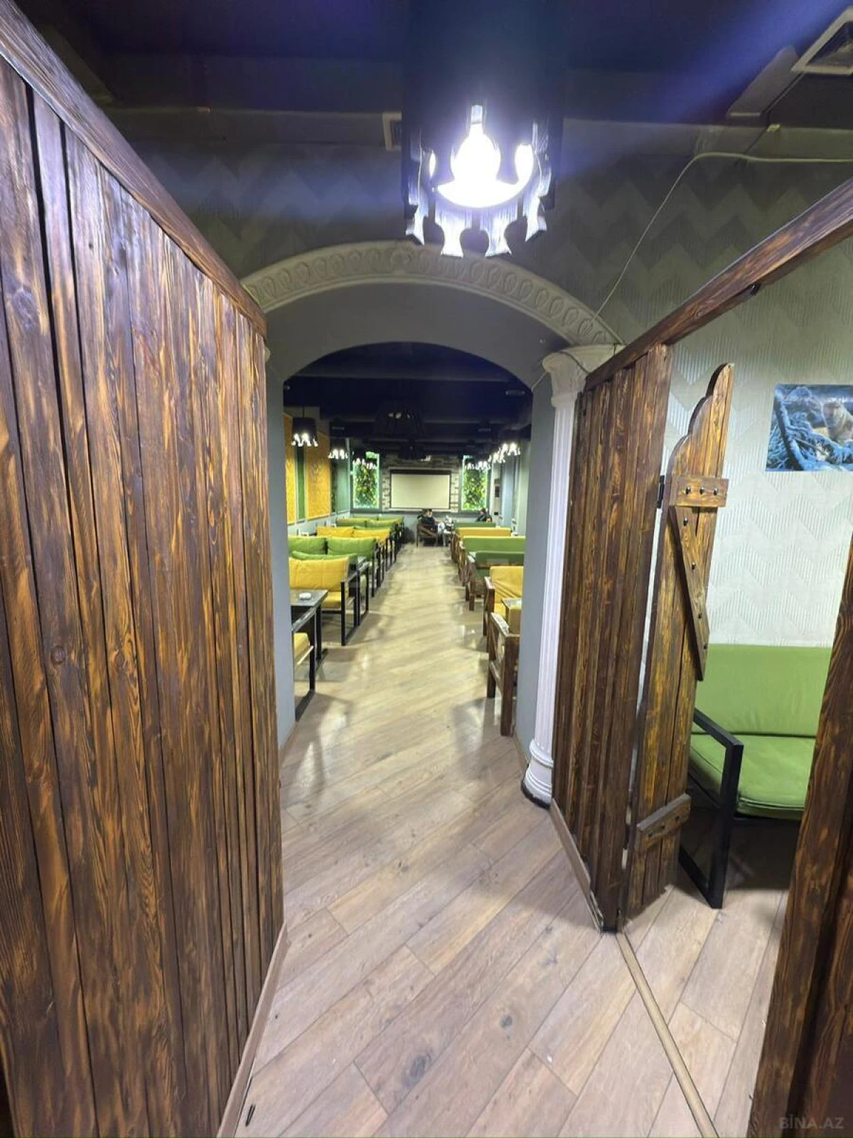 Satılır obyekt 100 m²