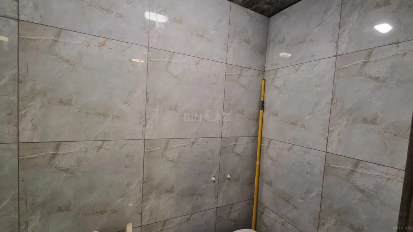 Satılır 4 otaqlı həyət evi 200 m²