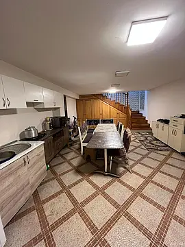 Satılır 4 otaqlı həyət evi 200 m²