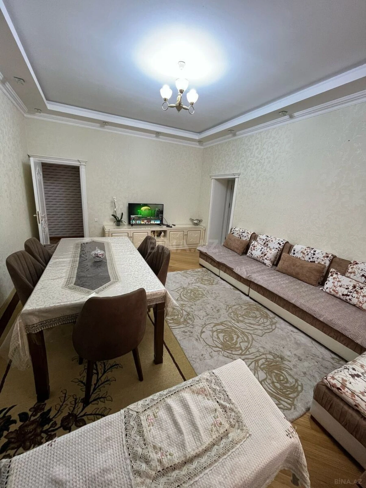 Satılır 4 otaqlı həyət evi 200 m²
