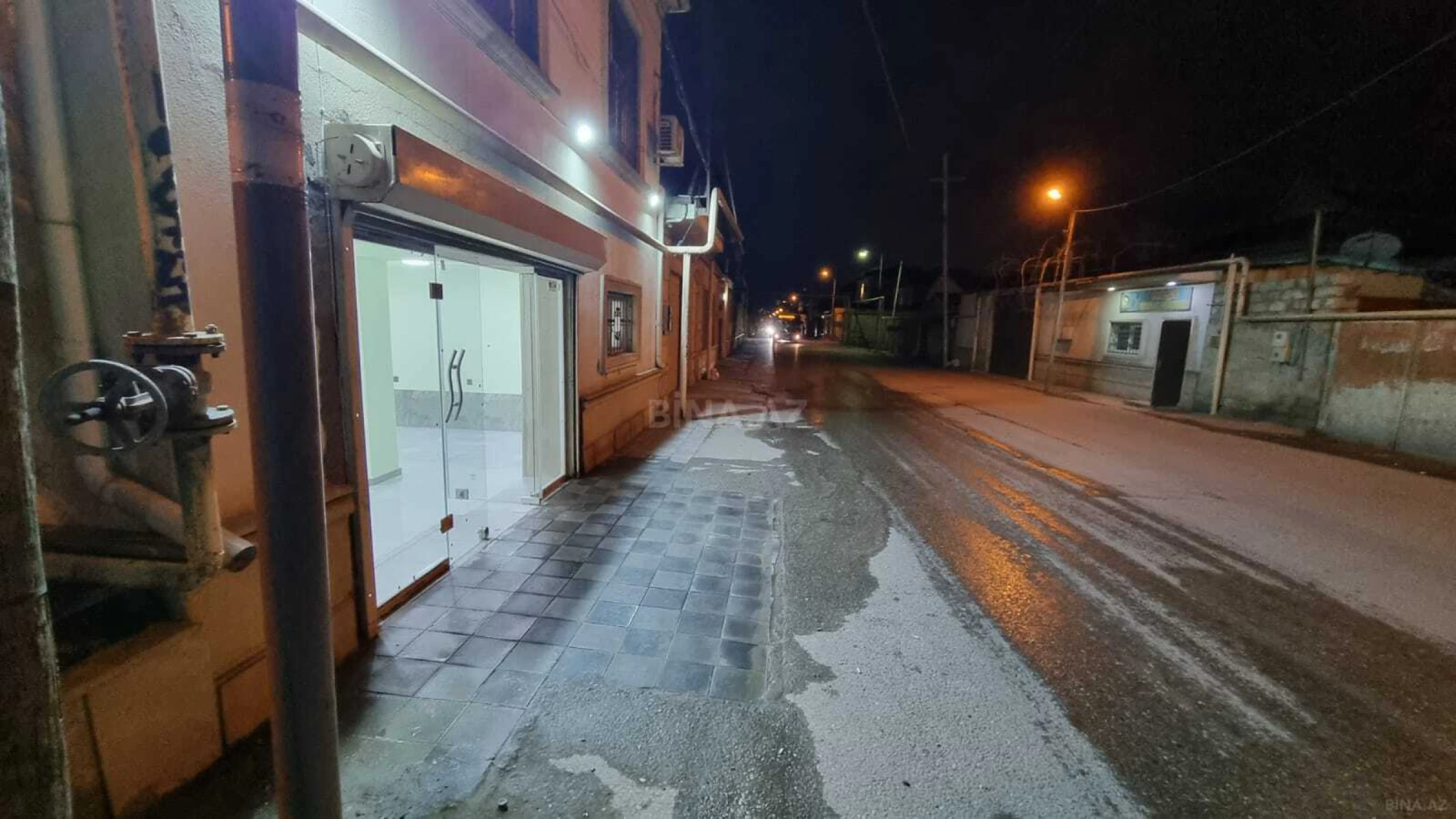 Satılır 4 otaqlı həyət evi 200 m²