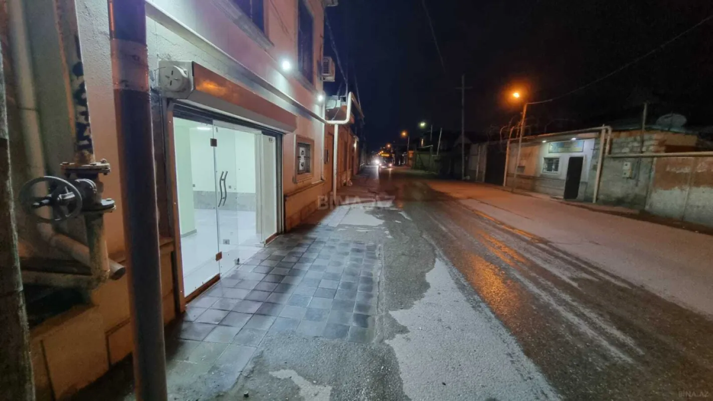 Satılır 4 otaqlı həyət evi 200 m²