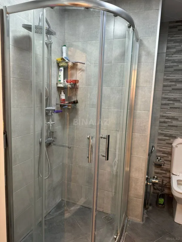 Kirayə verilir 2 otaqlı mənzil 67 m²