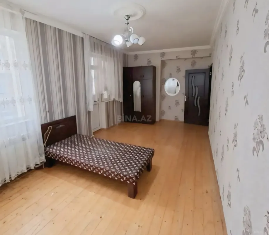 Kirayə verilir 2 otaqlı mənzil 60 m²