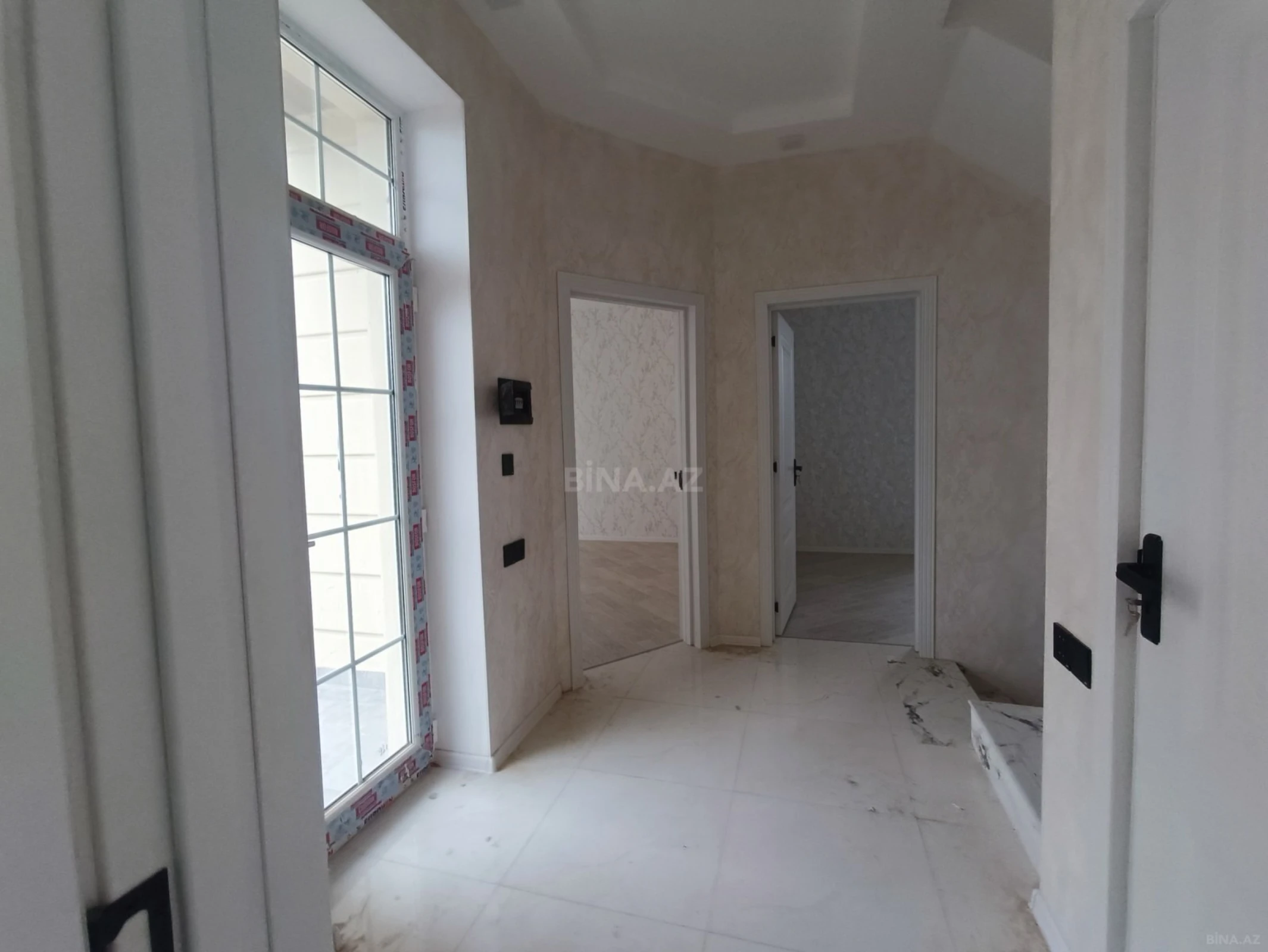 Satılır 5 otaqlı həyət evi 150 m²