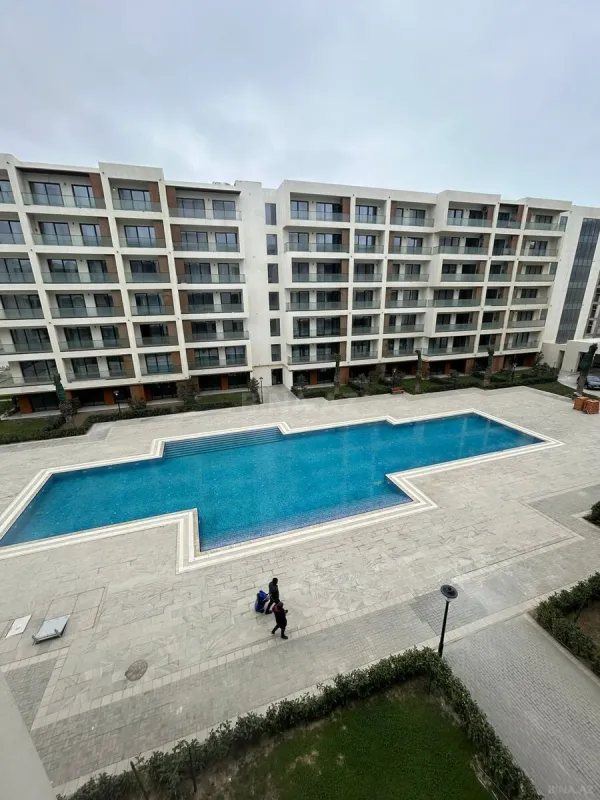 Kirayə verilir 2 otaqlı mənzil 95 m²