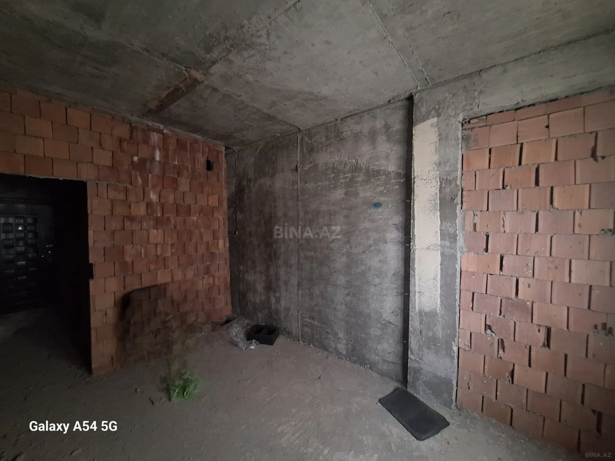 Satılır 1 otaqlı mənzil 50.3 m²