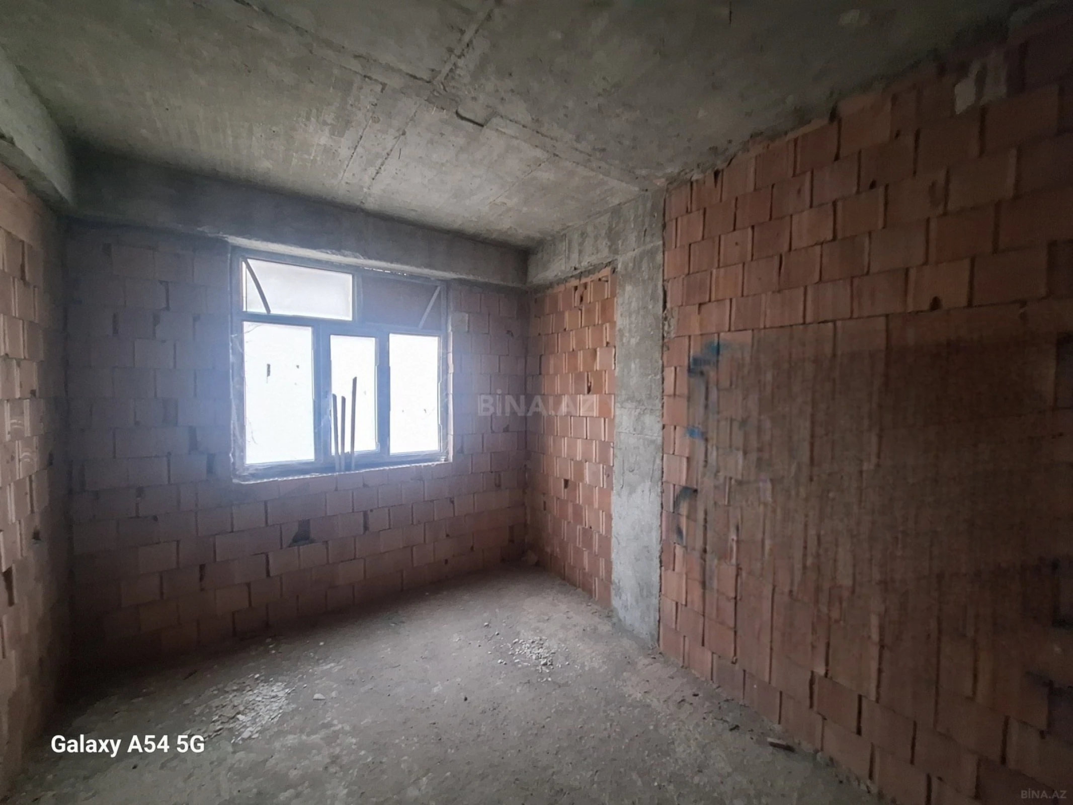 Satılır 1 otaqlı mənzil 50.3 m²