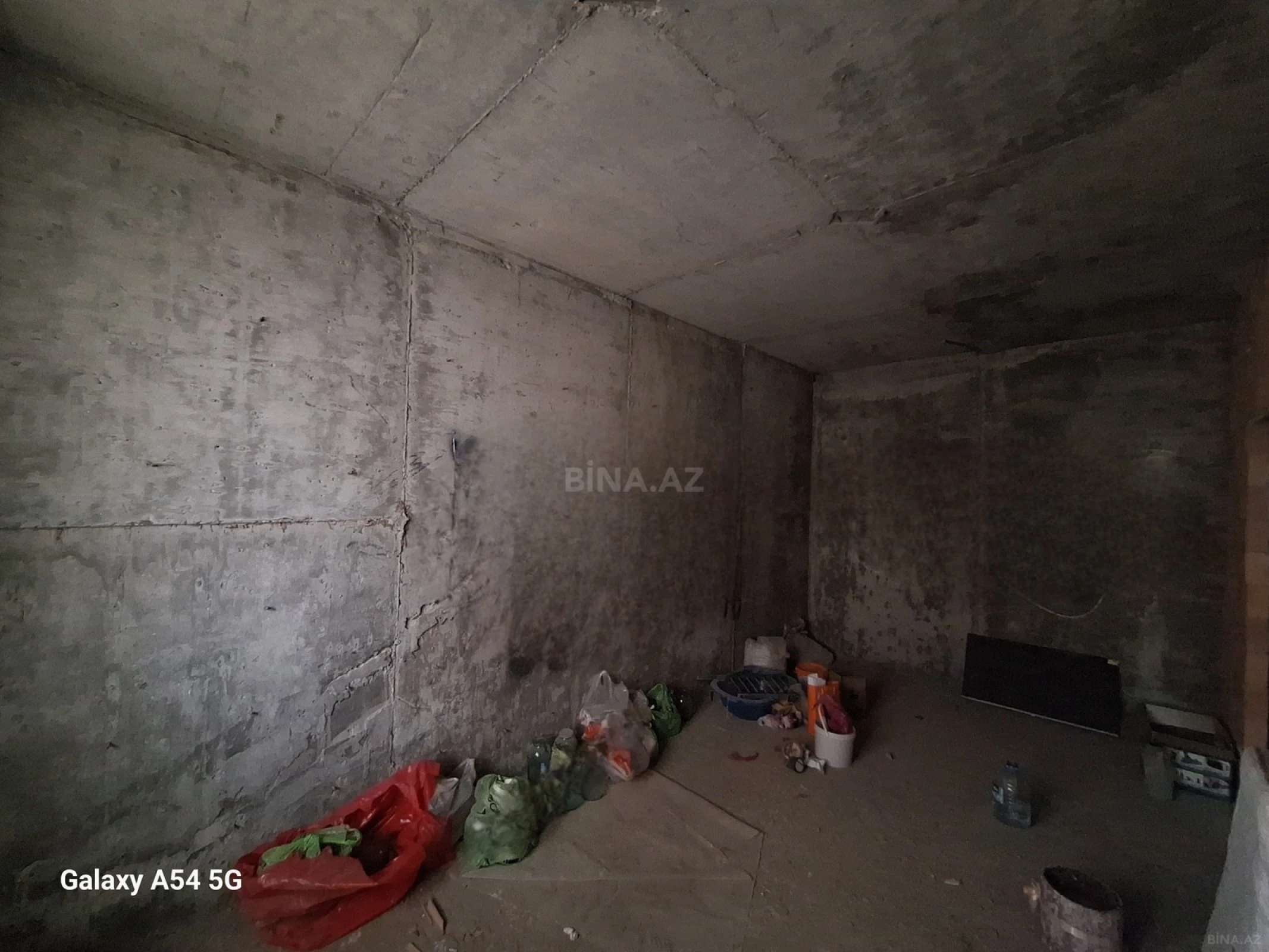 Satılır 1 otaqlı mənzil 50.3 m²