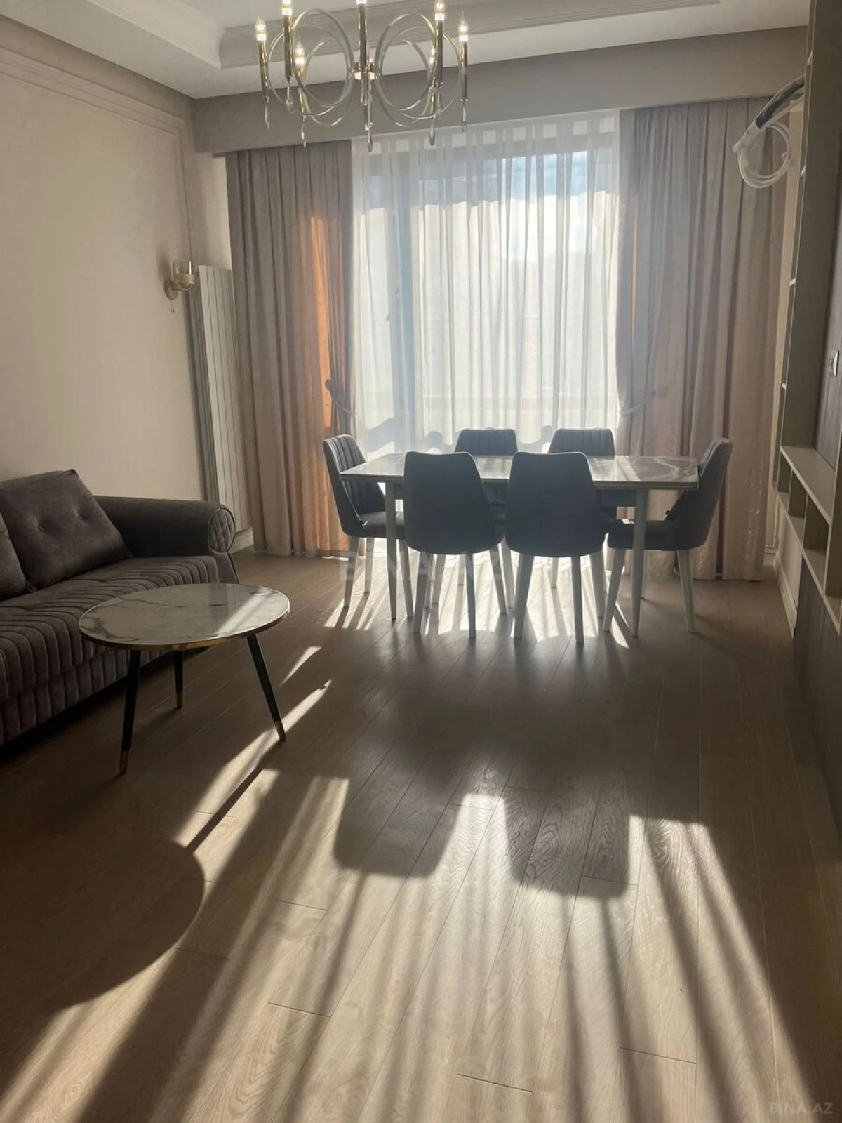 Kirayə verilir 2 otaqlı mənzil 70 m²