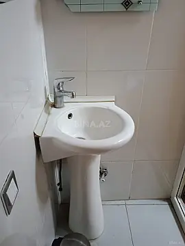 Kirayə verilir 4 otaqlı ofis 100 m²