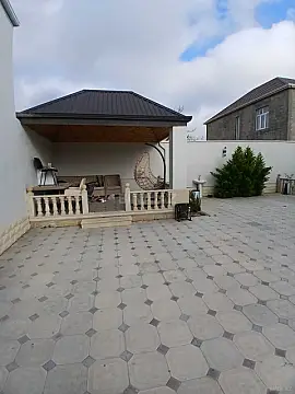 Satılır 4 otaqlı həyət evi 130 m²