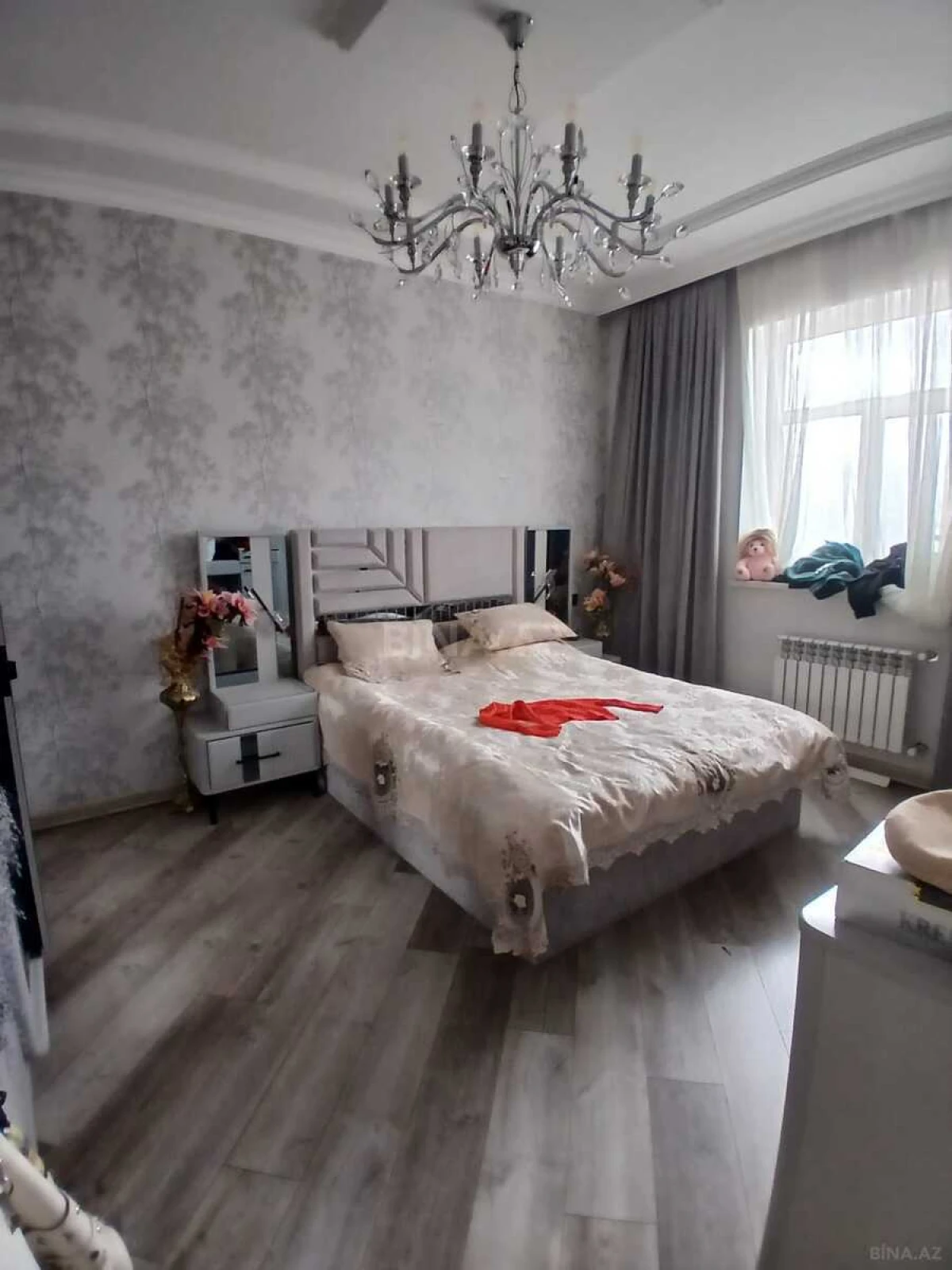 Satılır 4 otaqlı həyət evi 130 m²