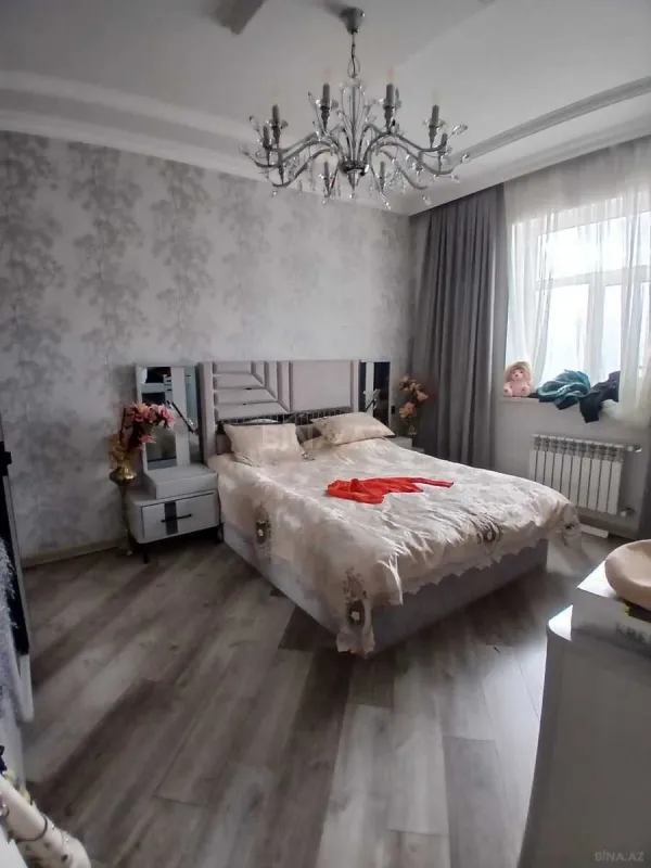Satılır 4 otaqlı həyət evi 130 m²
