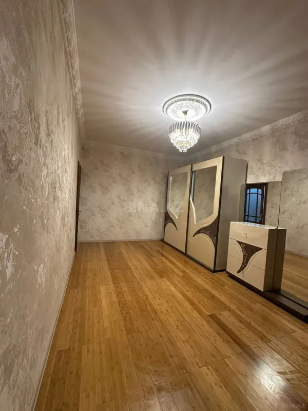 Satılır 3 otaqlı mənzil 70 m²