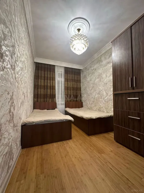 Satılır 3 otaqlı mənzil 70 m²