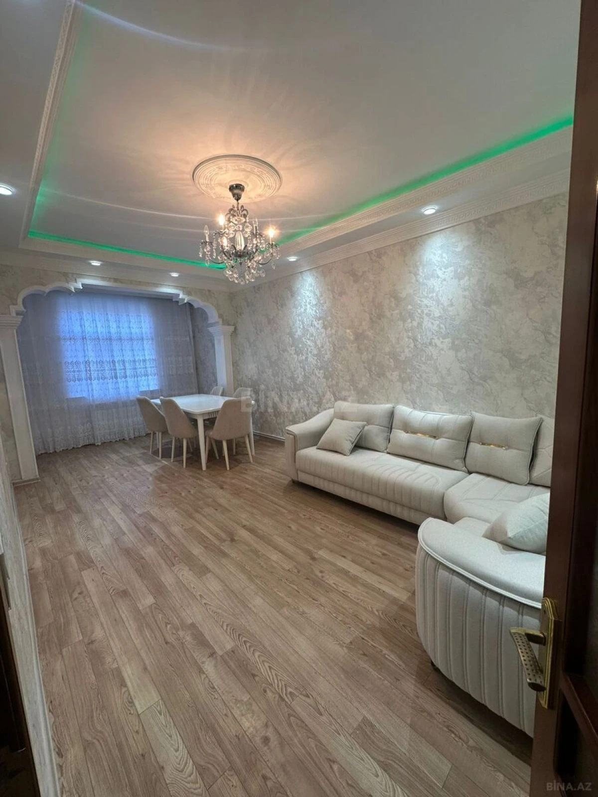 Satılır 3 otaqlı mənzil 70 m²